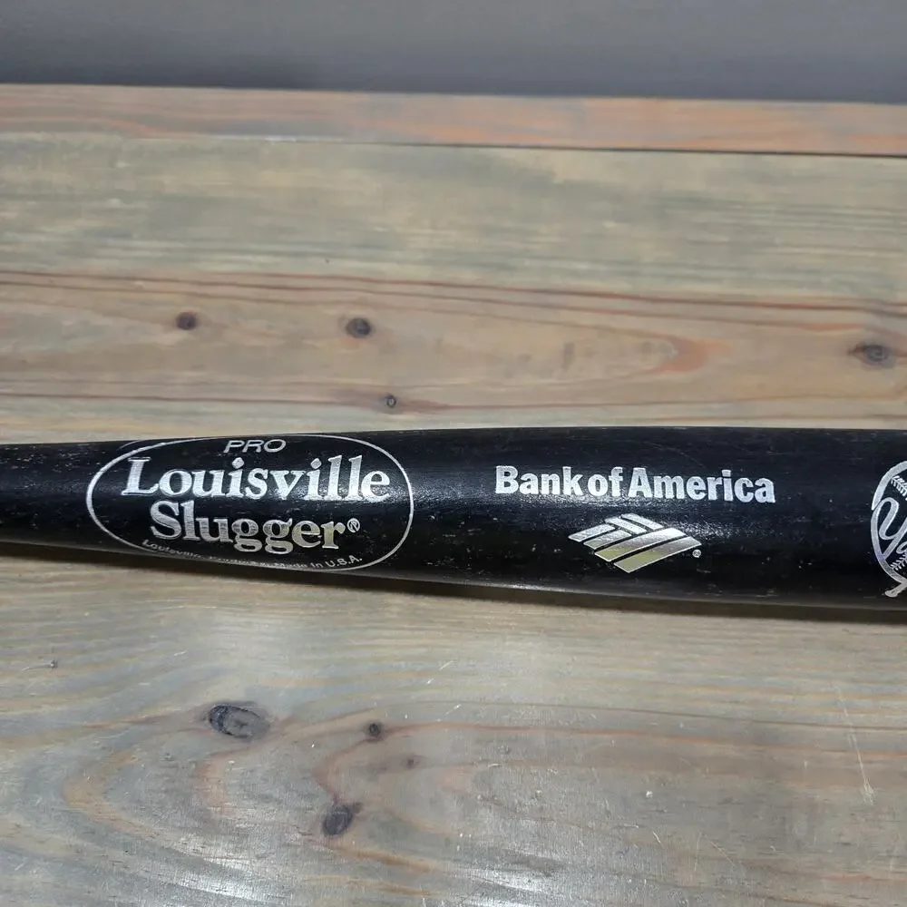 2006 NY Yankees Bat Day Louisville Slugger Genuine R161 Gary Sheffield SGA Black